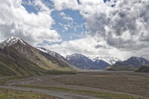 Manali Rohtang Pass: Offbeat adventures for honeymooners